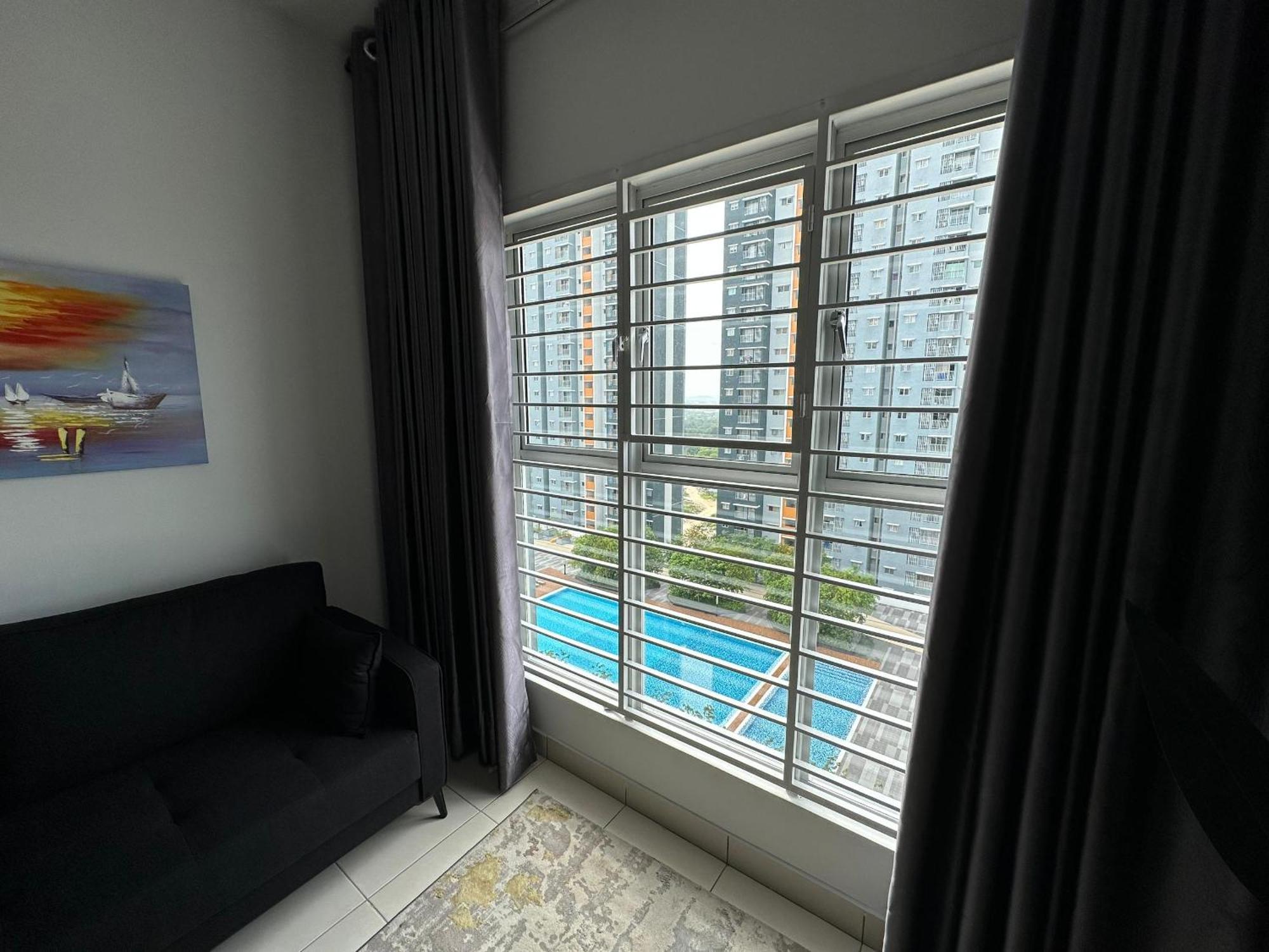 Zals Alanis 2r1b Near Klia Airport With Wifi