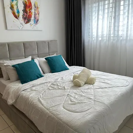 Zals Property Alanis 2R1B Near Klia Airport With Wifi Sepang Exterior photo