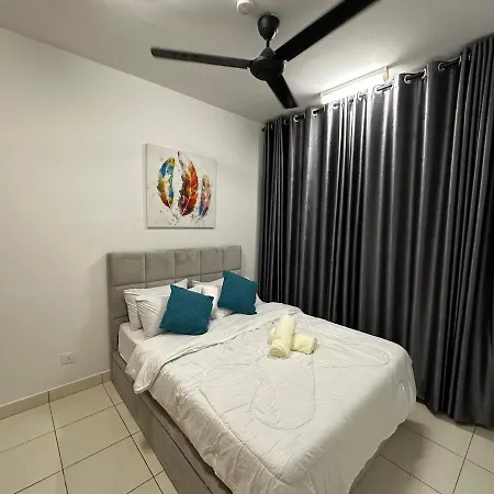 Zals Property Alanis 2R1B Near Klia Airport With Wifi Sepang Exterior photo