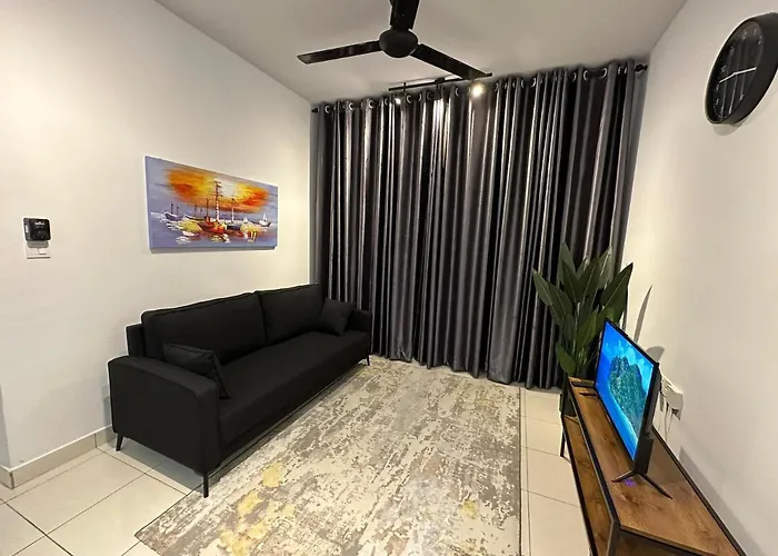 Zals Property Alanis 2R1B Near Klia Airport With Wifi