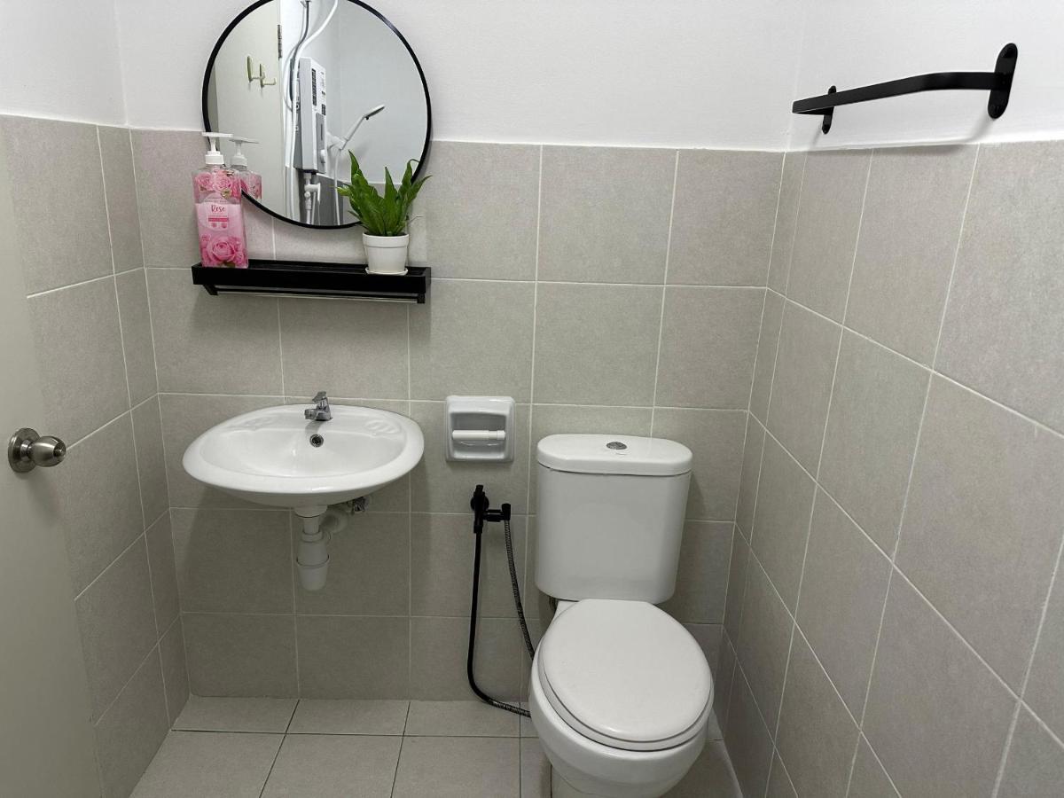 Zals Alanis 2r1b Near Klia Airport With Wifi Apartment Sepang
