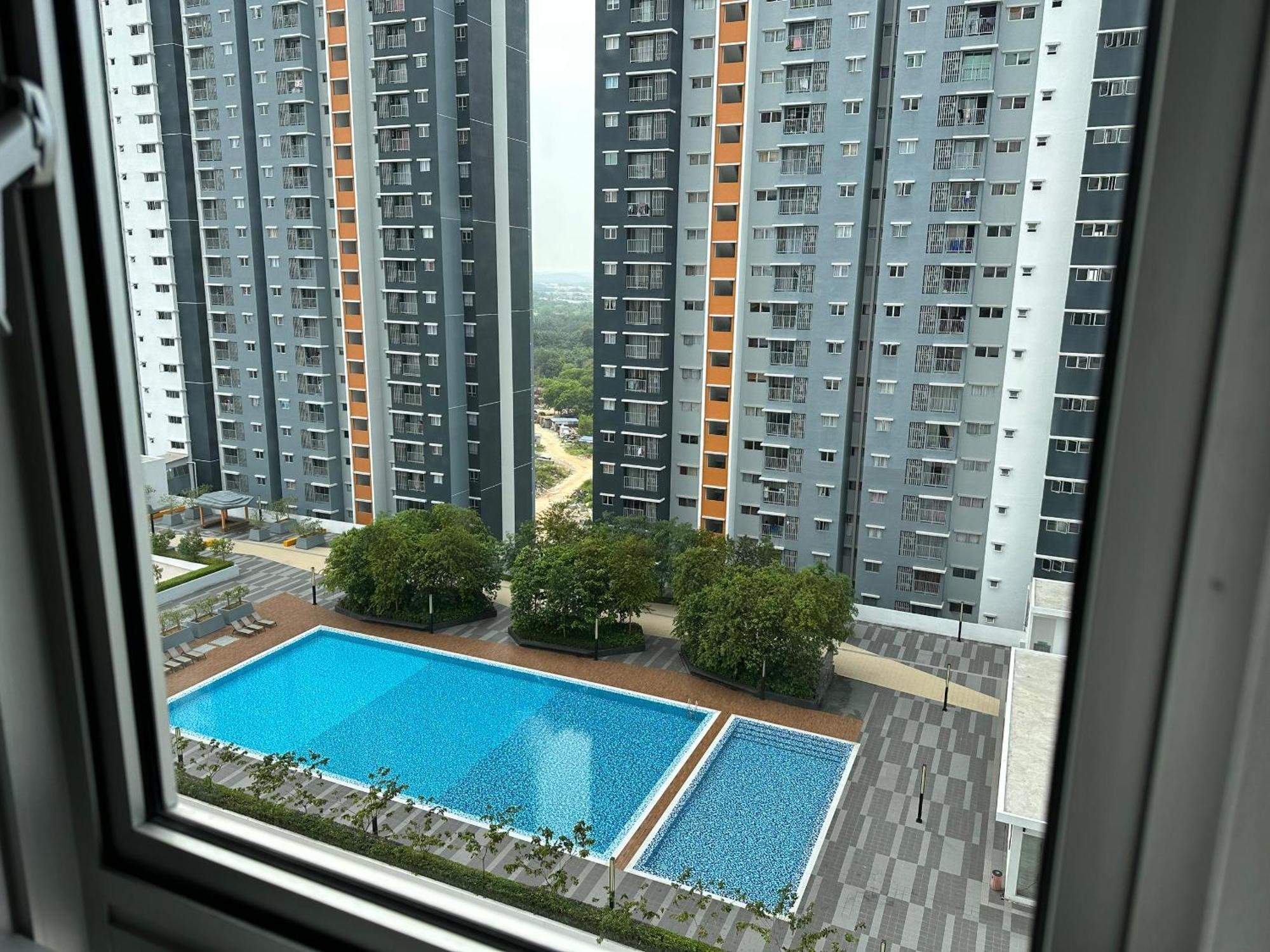Zals Alanis 2r1b Near Klia Airport With Wifi Apartment